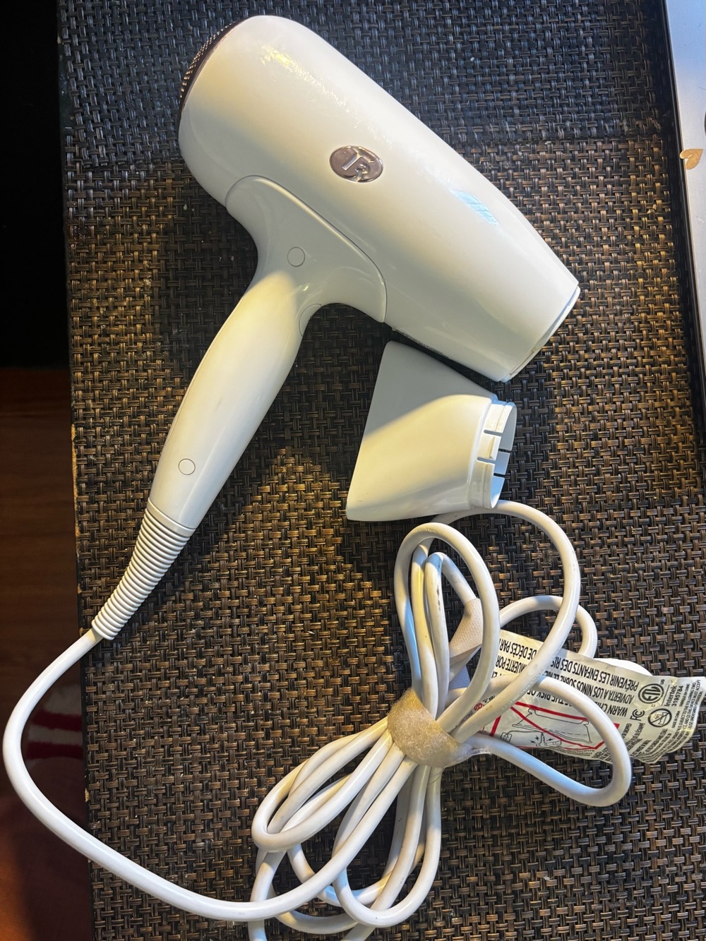 T3 AireLuxe Professional Hair Dryer White Rose Gold w/ Nozzle Model 76800-tested